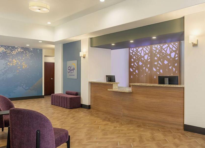 Front desk Photo
