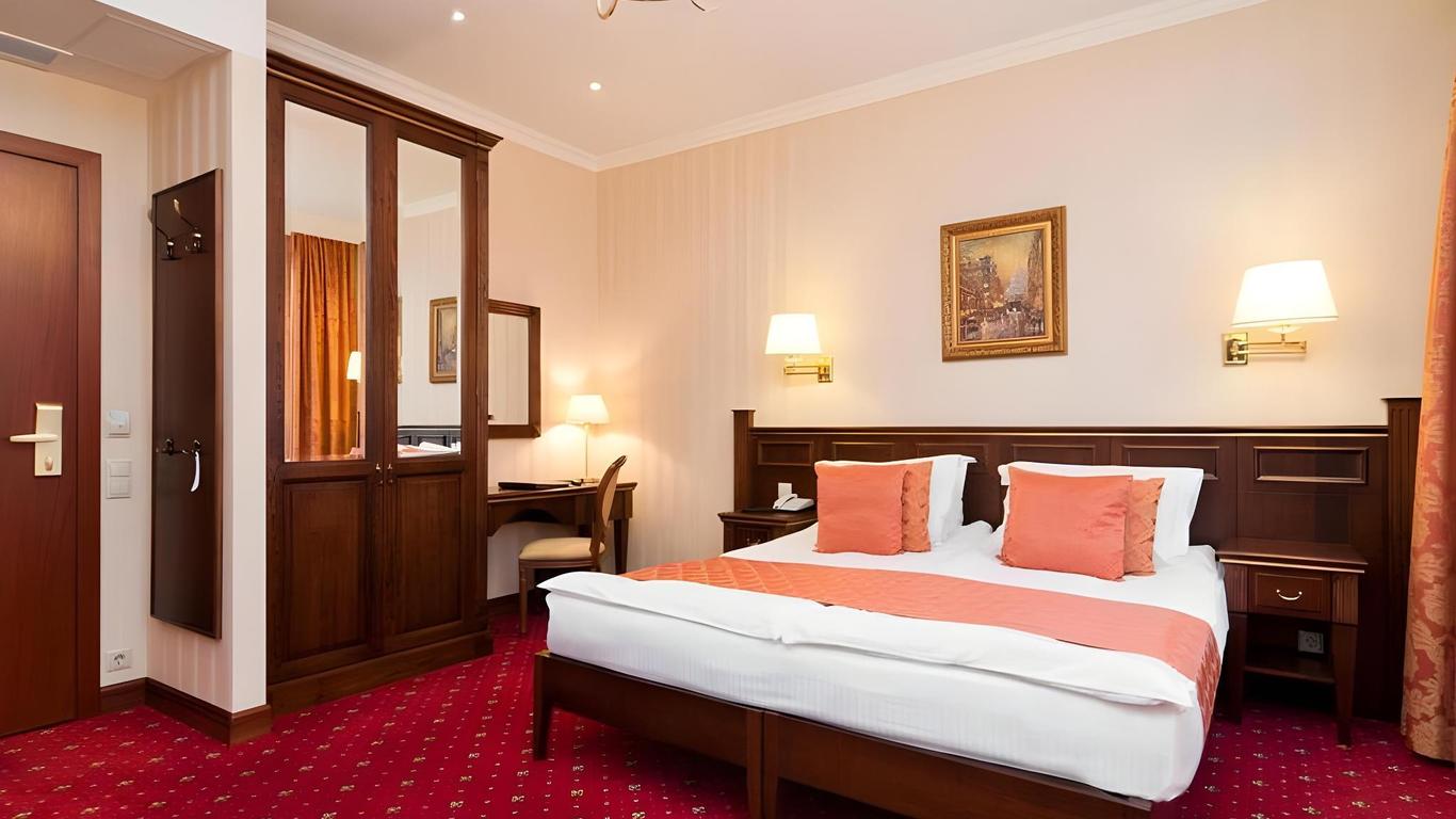 Tradition Hotel