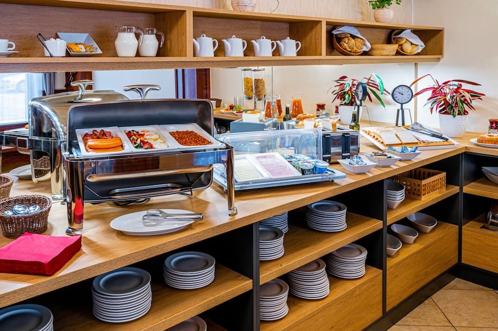 Buffet Photo