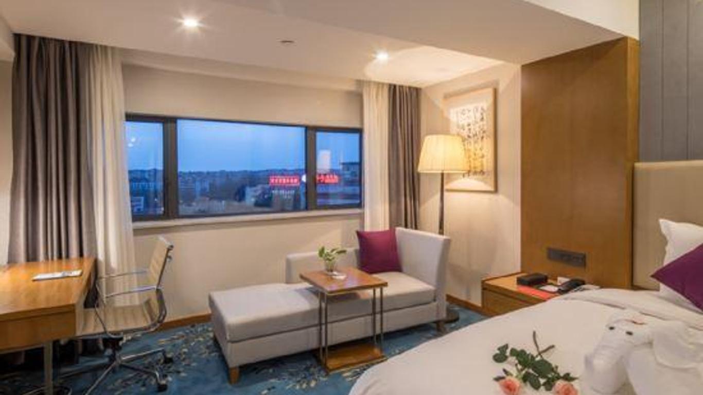 Xinhua Hotel (Chongqing Jiangbei Airport)