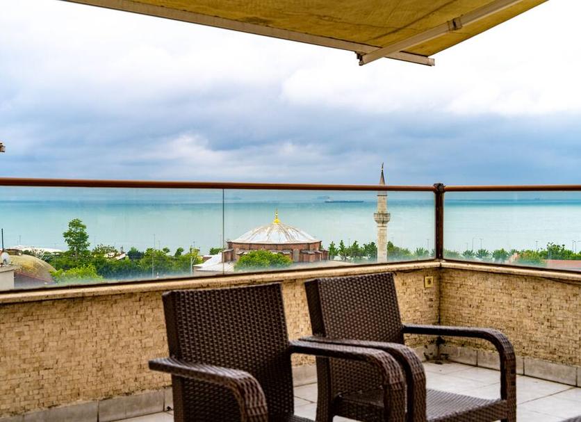 Balcony Photo