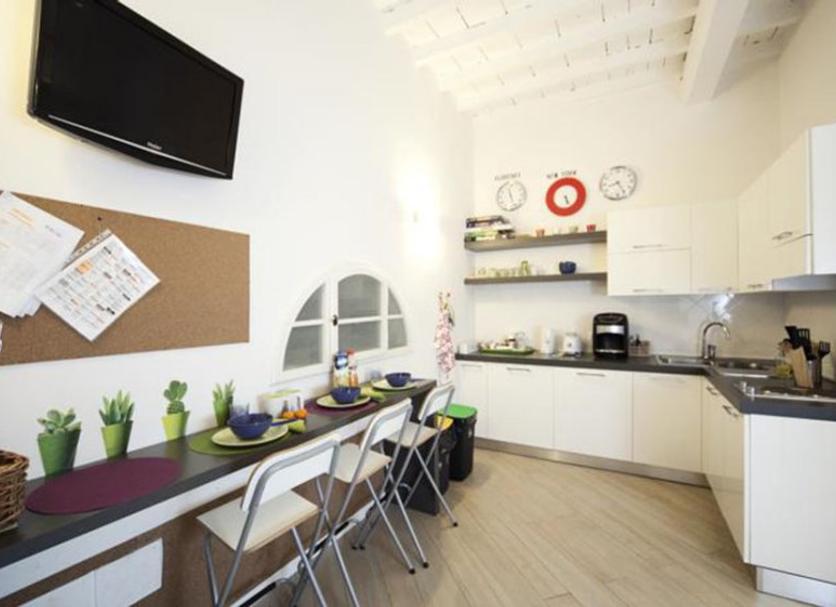 Kitchen Photo