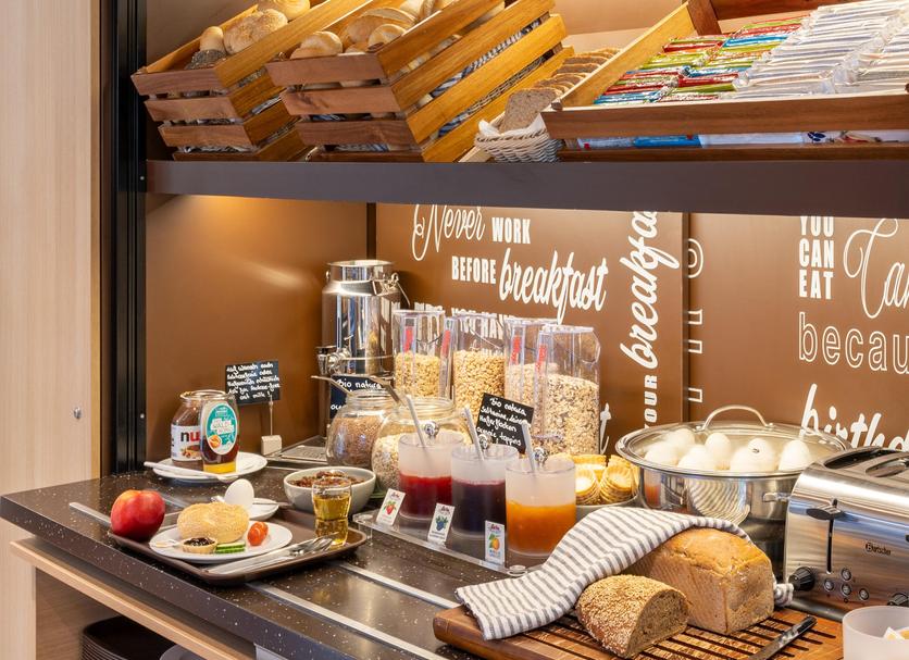 Buffet Photo