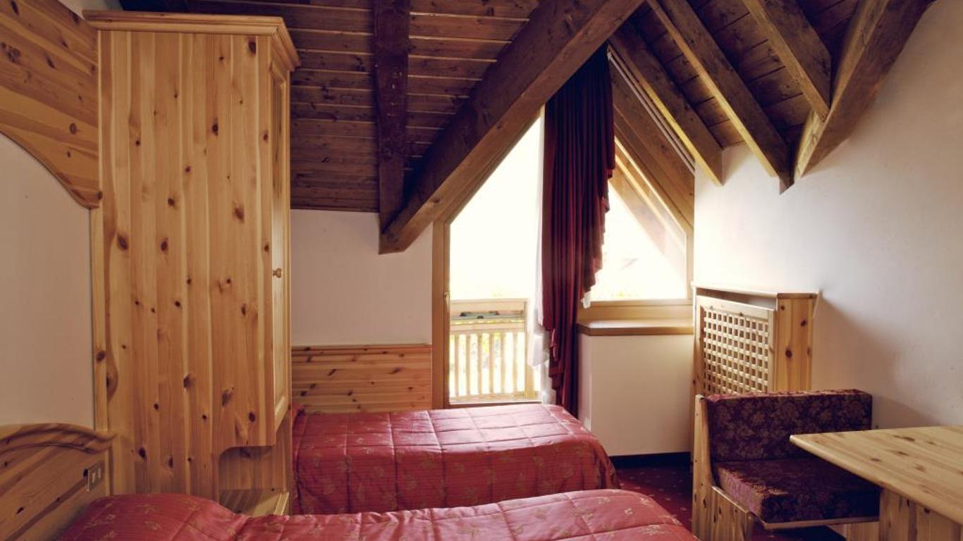 Hotel Almazzago