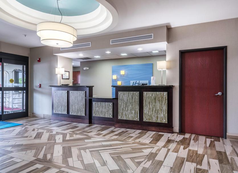 Front desk Photo
