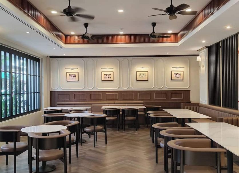 Restaurant Photo