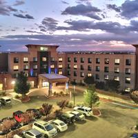 Holiday Inn Express & Suites Albuquerque Historic Old Town