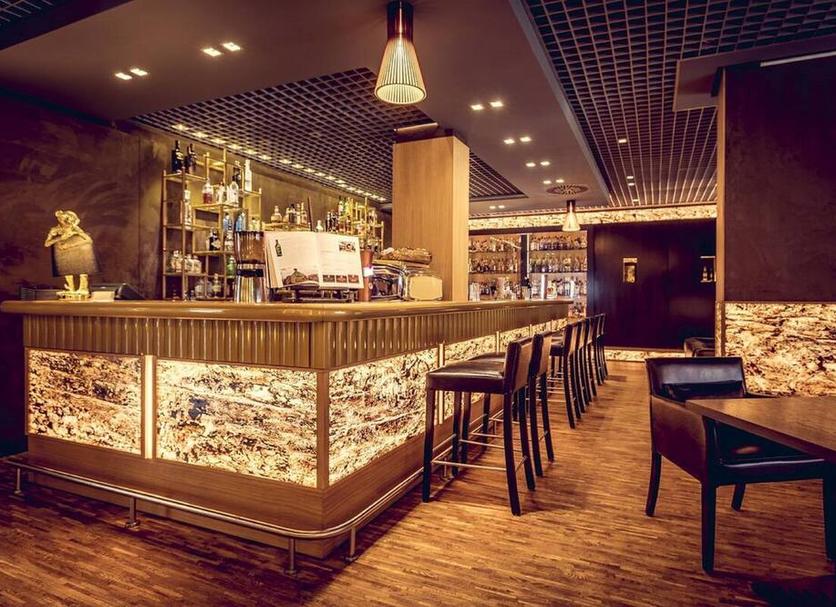 Bar Photo