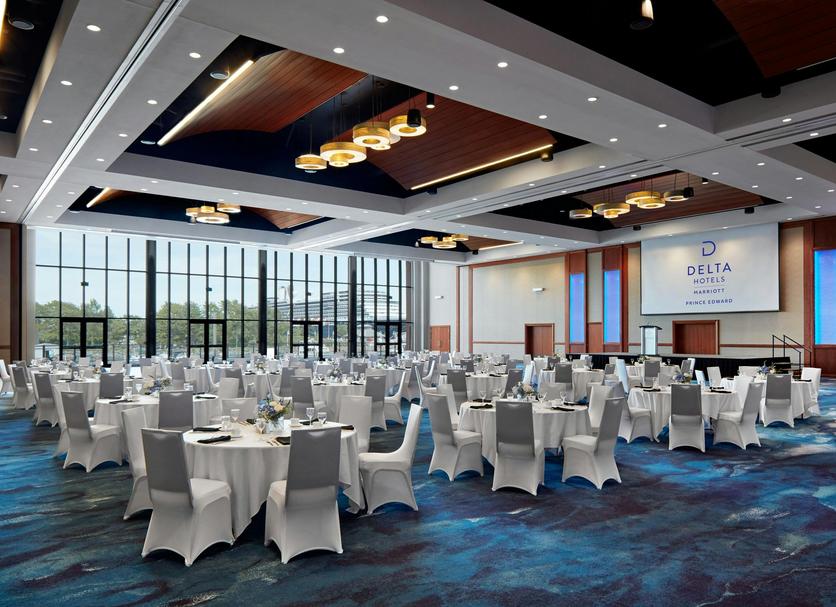 Banquet hall Photo