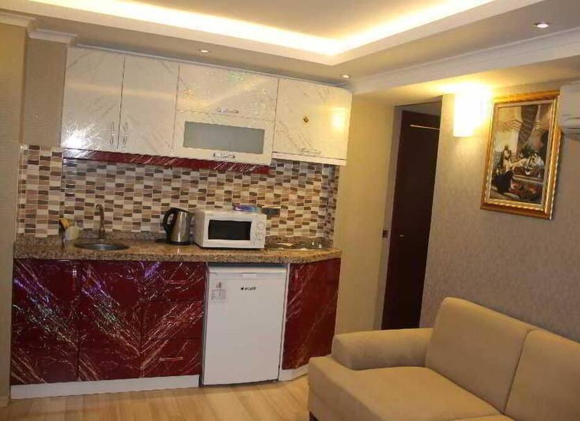 Kitchen Photo