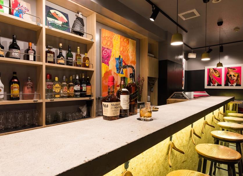 Bar Photo