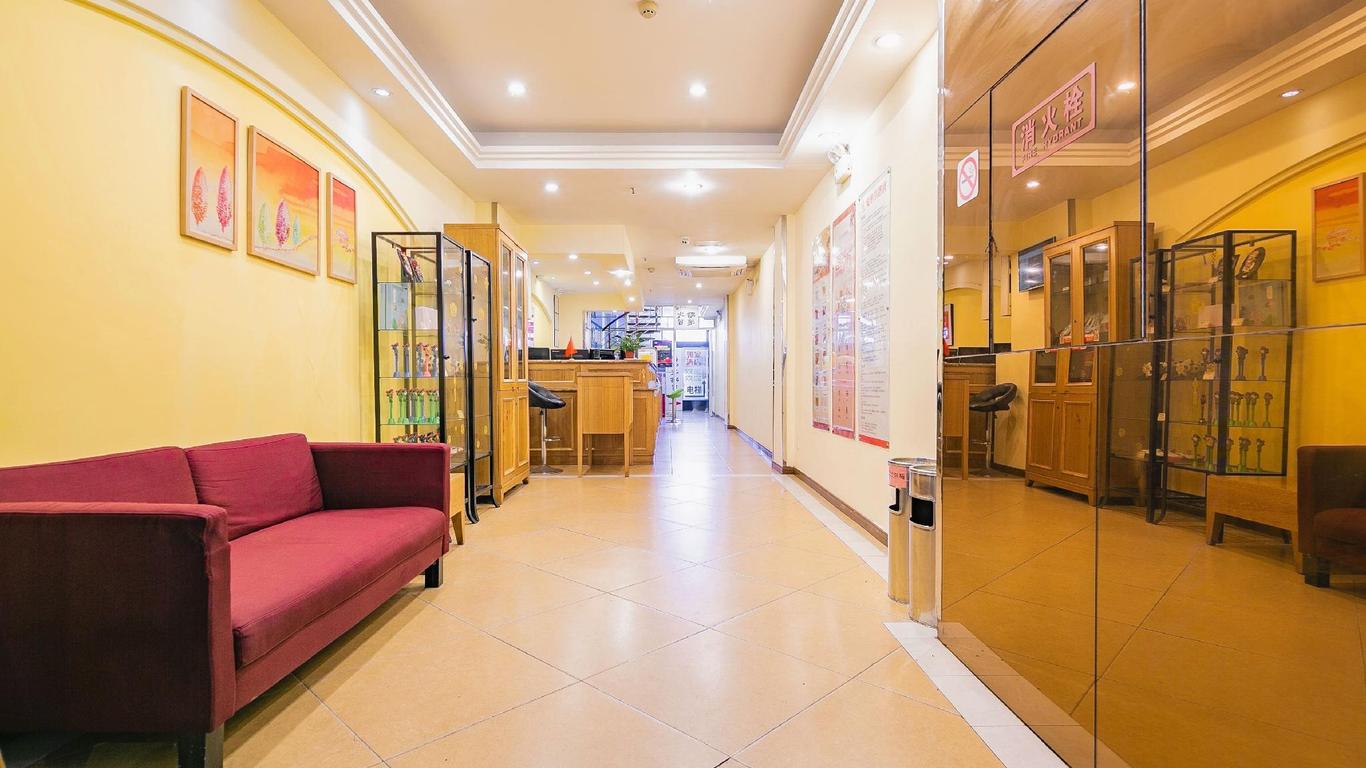 Home Inn Chengdu Chunxi Road Metro Station Branch