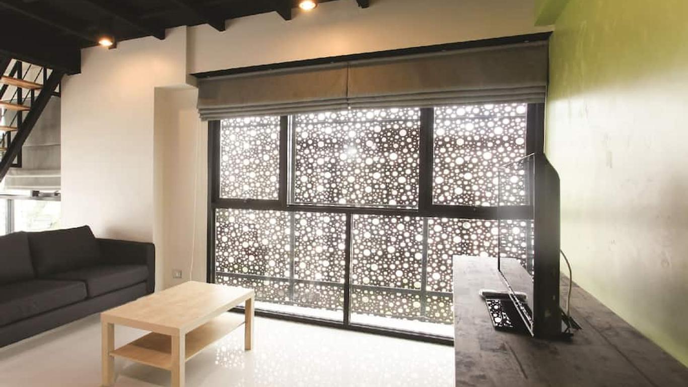 Varrzon Residence Srinakarin 56