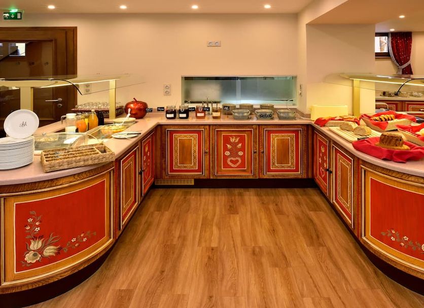 Buffet Photo