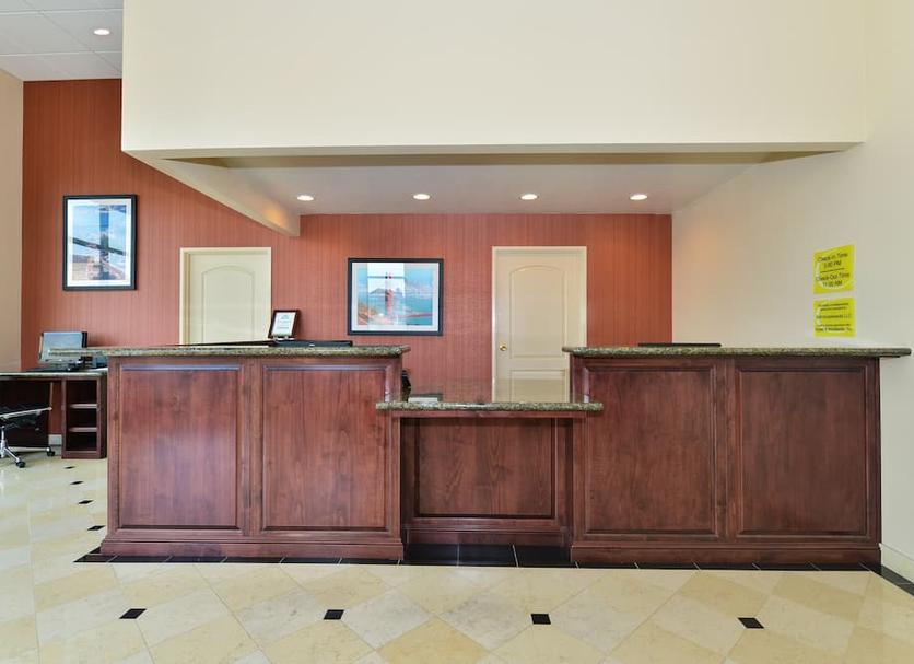 Front desk Photo