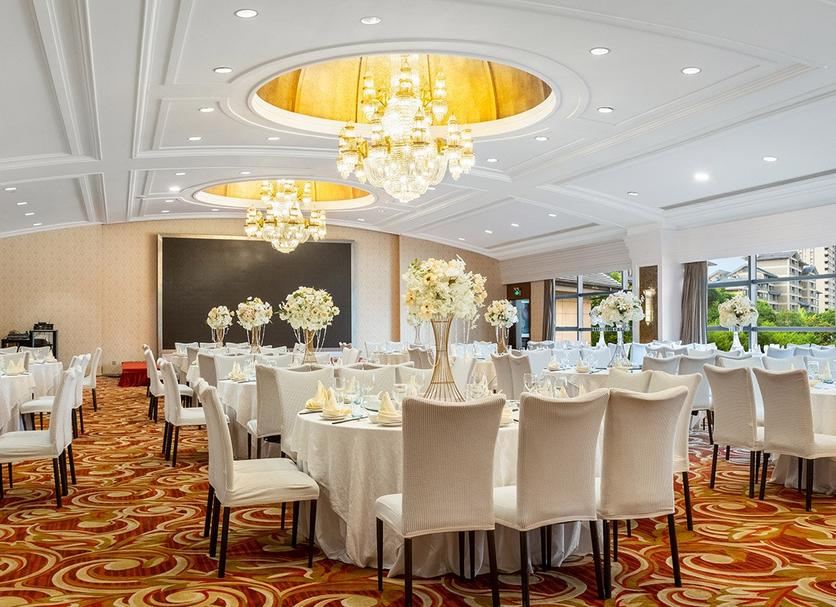 Banquet hall Photo