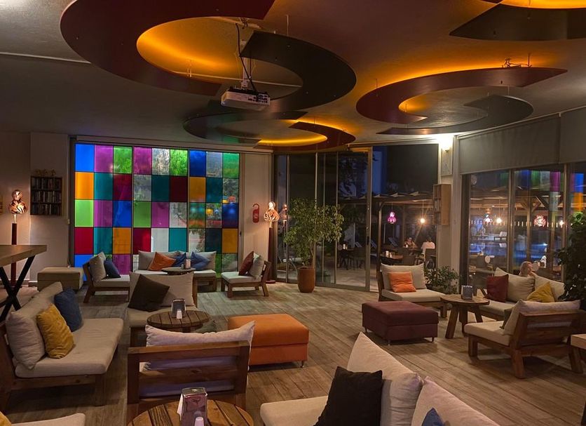 Lounge Photo