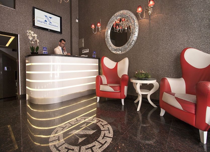 Front desk Photo