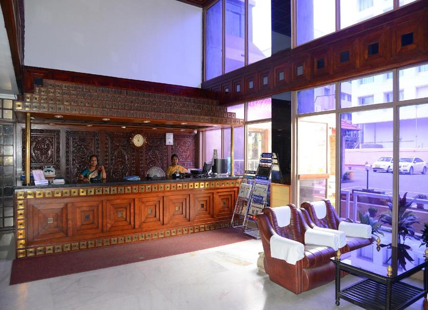 Front desk Photo