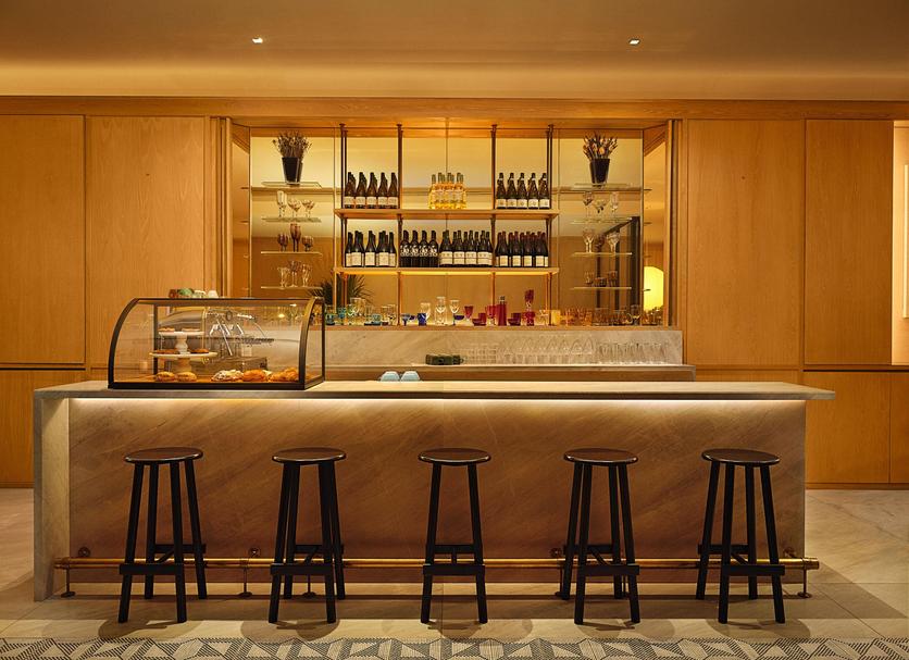 Bar Photo