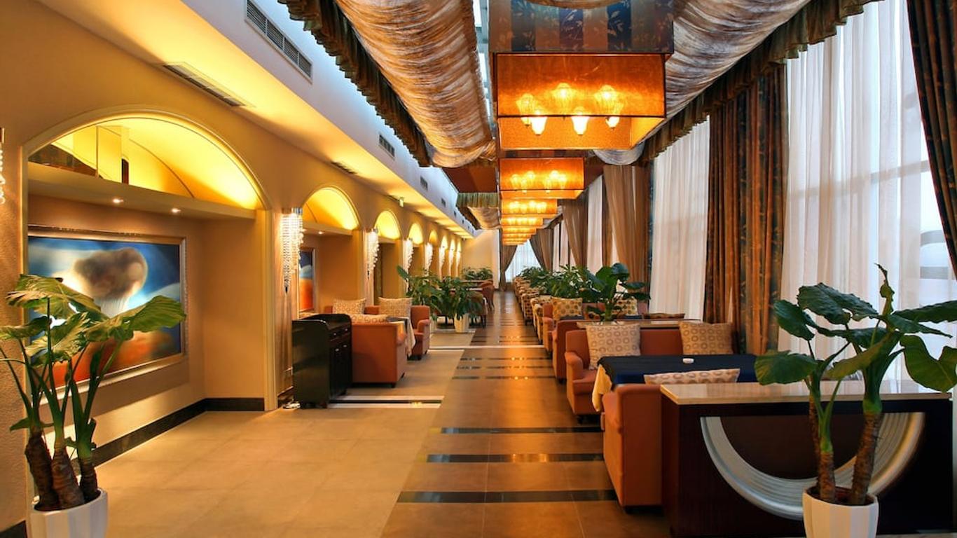 Chengdu Rainbird Hotel