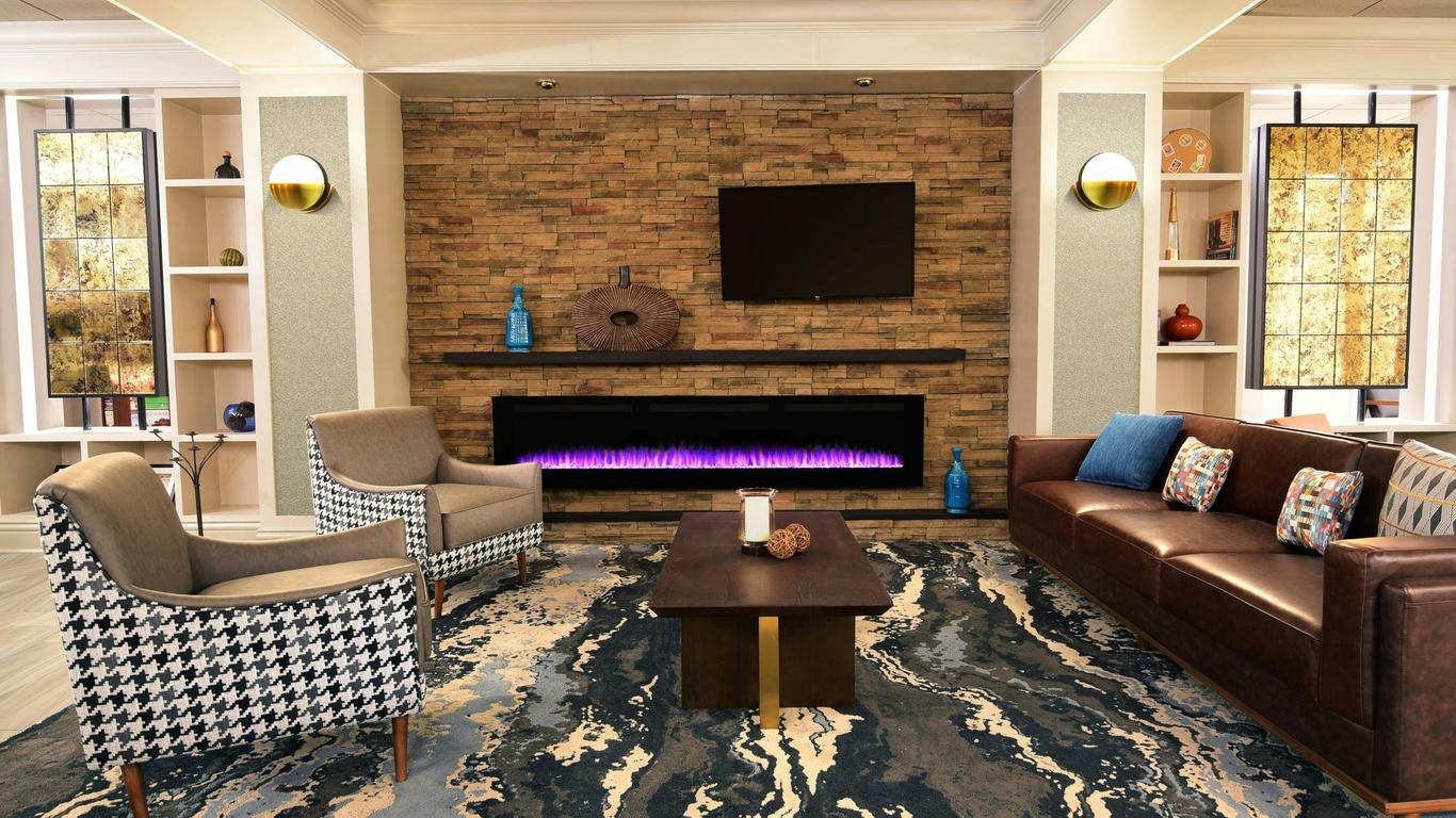 Four Points by Sheraton York