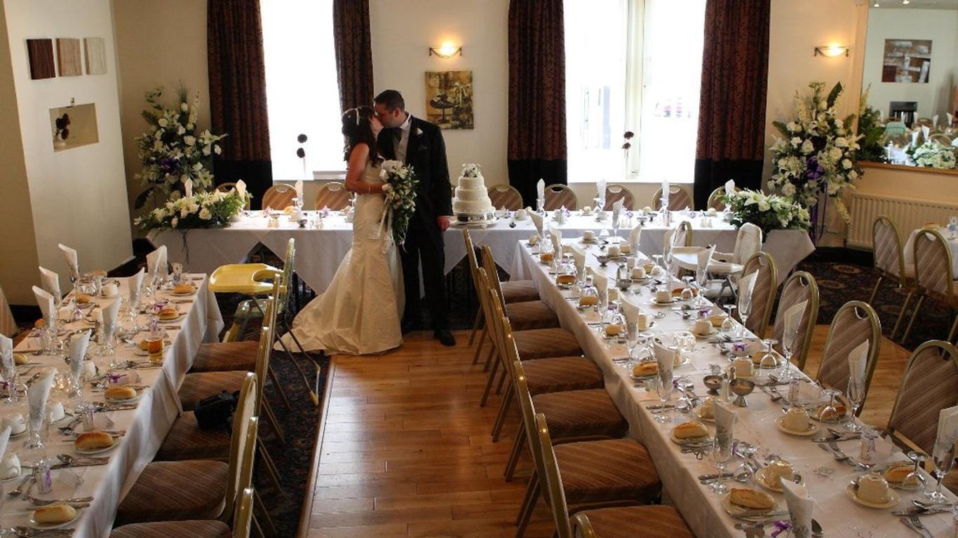 Waverley Hotel