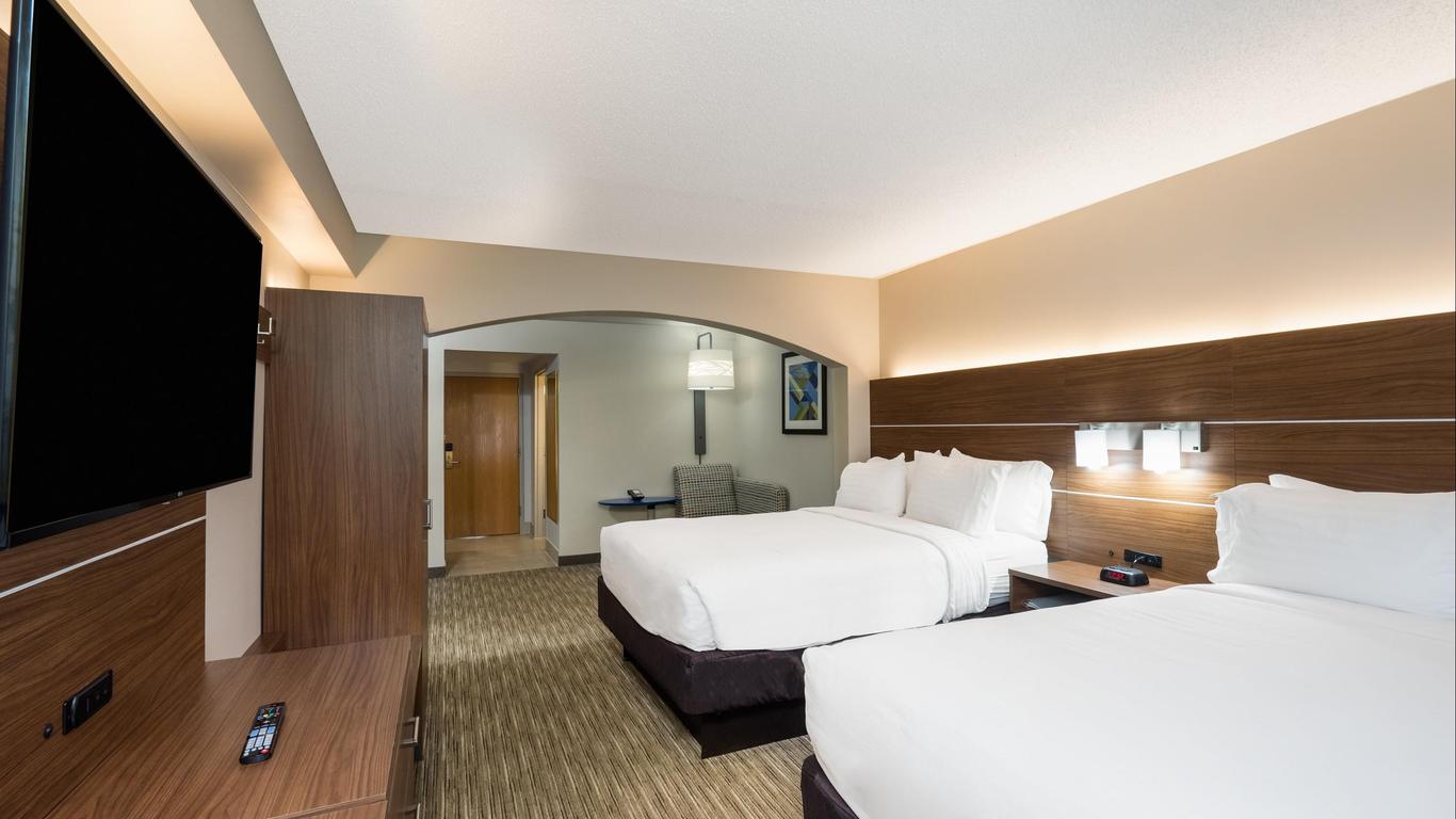 Holiday Inn Express Hotel & Suites Louisville East, An IHG Hotel