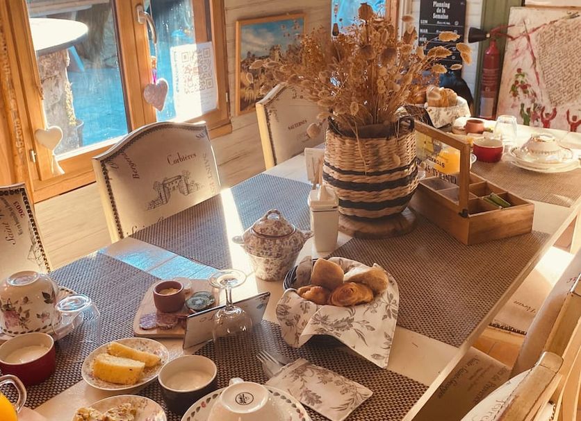 Buffet Photo