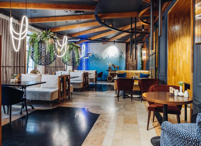 Restaurant Photo
