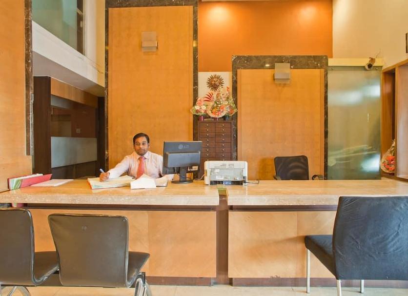 Front desk Photo