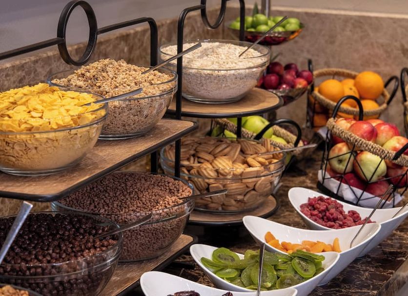 Buffet Photo