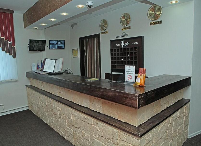 Front desk Photo