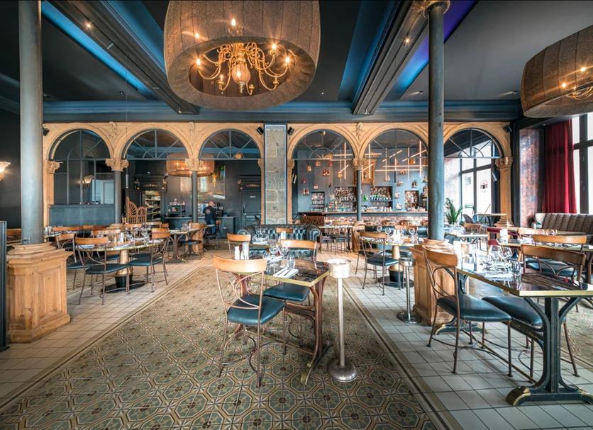 Restaurant Photo