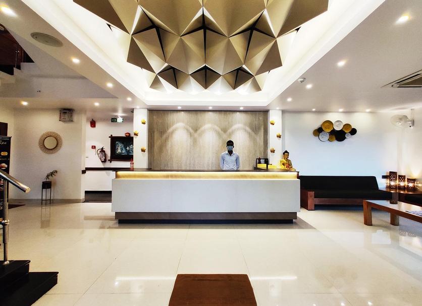 Front desk Photo