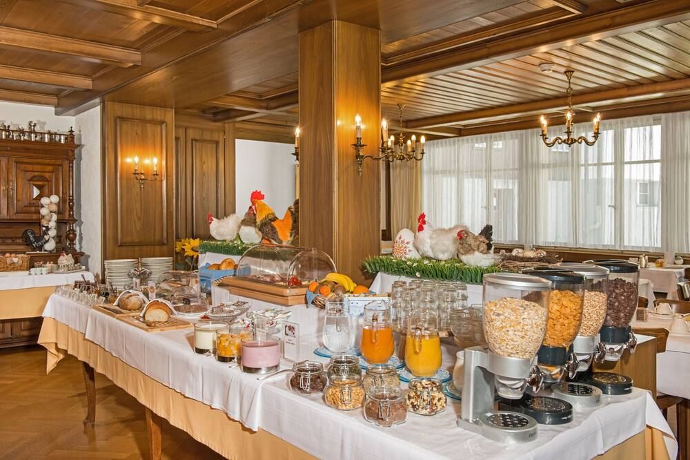 Buffet Photo