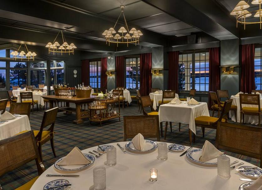 Restaurant Photo