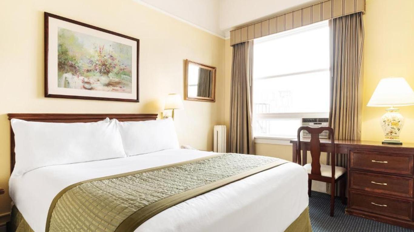 Ramada by Wyndham Gaslamp Convention Center