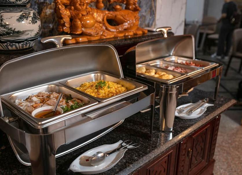 Buffet Photo