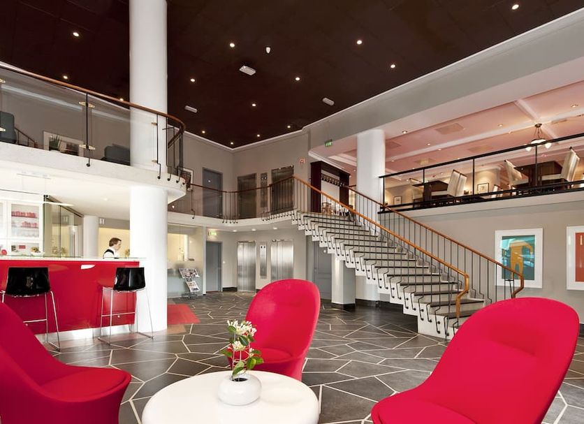 Lobby Photo