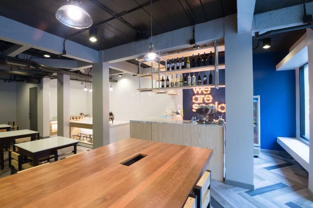 Bar