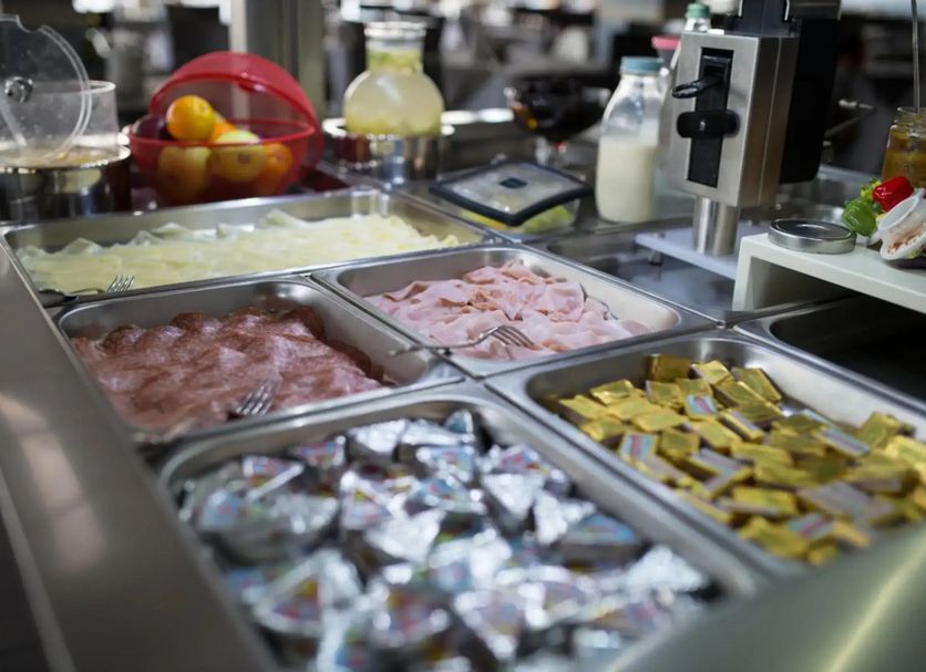 Buffet Photo