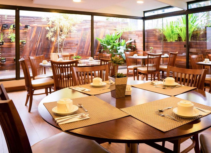 Dining room Photo