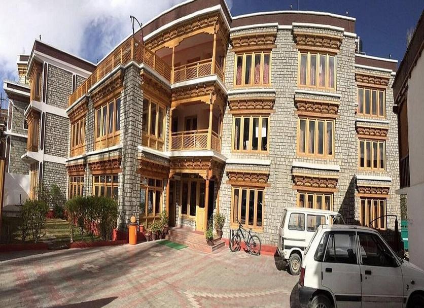 Building Photo
