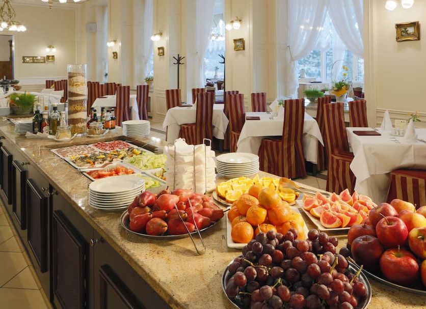 Buffet Photo