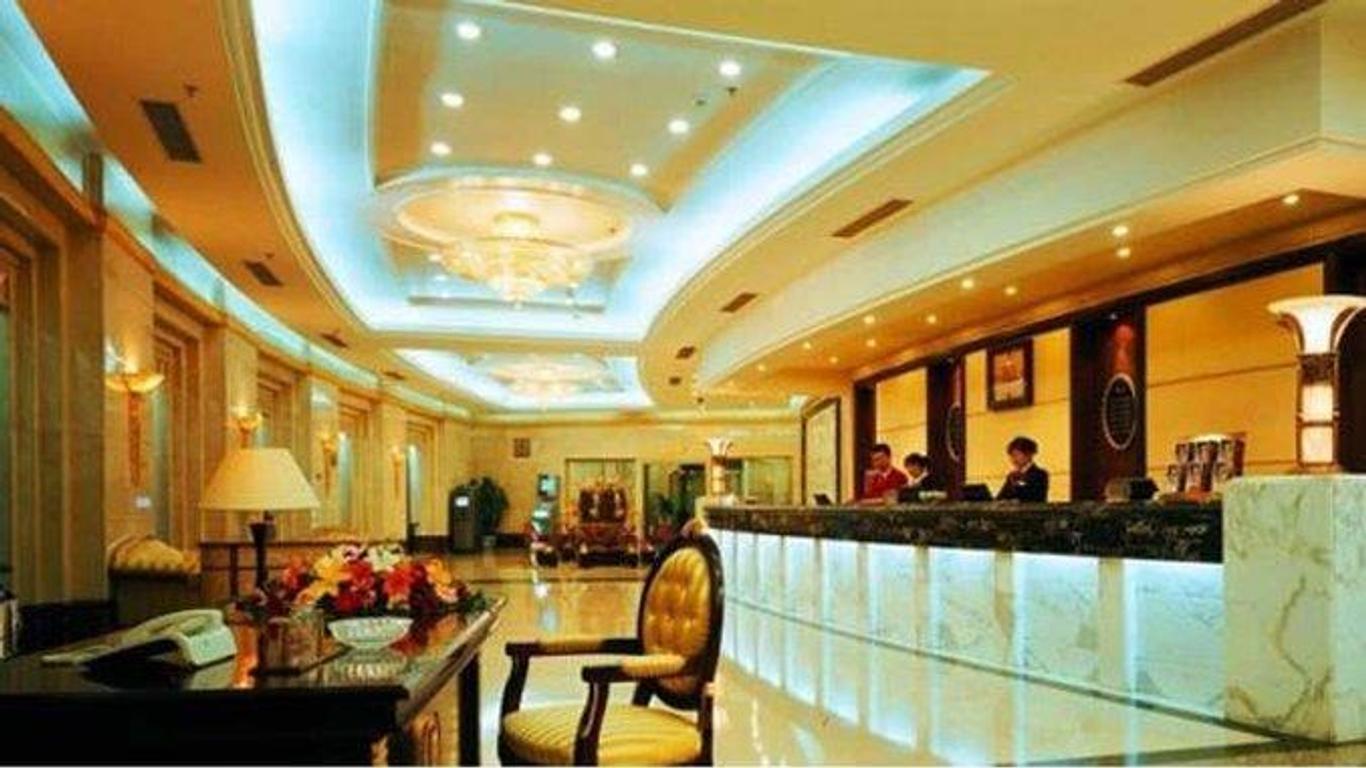 Tianjin Golden Crown Hotel