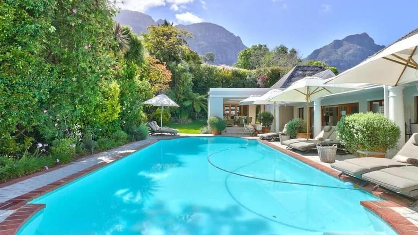 Fernwood Manor Boutique Guest House