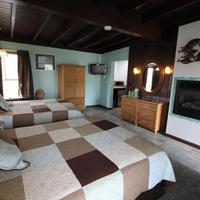 Edgewater Beach Inn & Suites