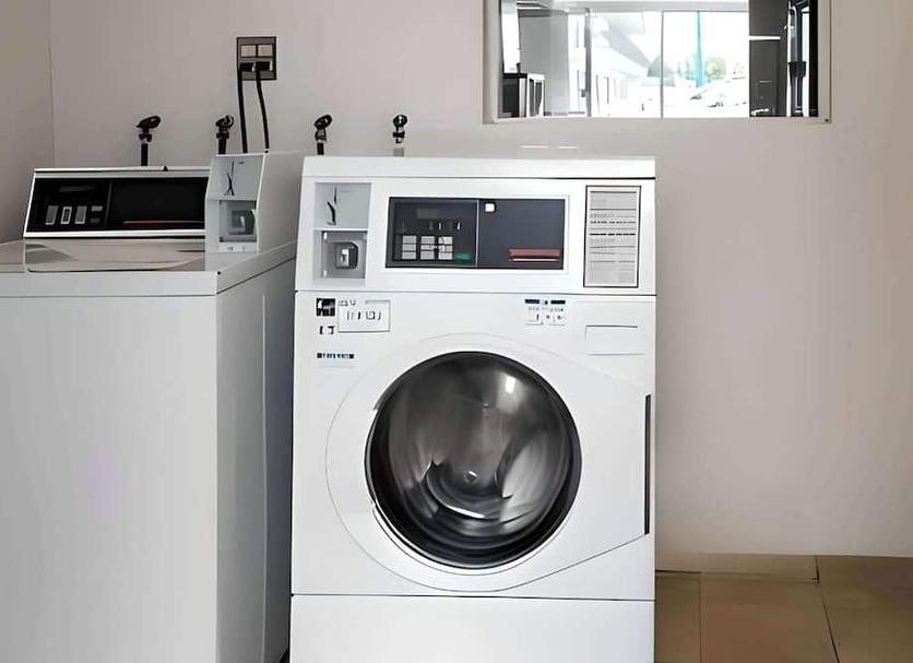 Laundry facility Photo