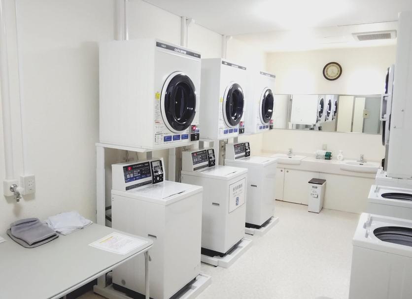 Laundry facility Photo